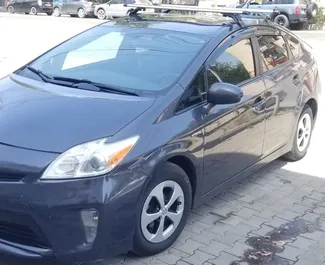 Wypożyczalnia Toyota Prius w Kutaisi, Gruzja ✓ Nr 10146. ✓ Skrzynia Automatyczna ✓ Opinii: 0.