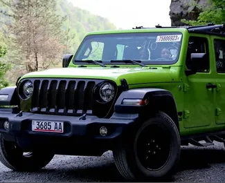 Wynajem samochodu Jeep Wrangler Sahara nr 10144 (Automatyczna) w Tbilisi, z silnikiem 2,0l. Benzyna ➤ Bezpośrednio od Eugeni w Gruzji.