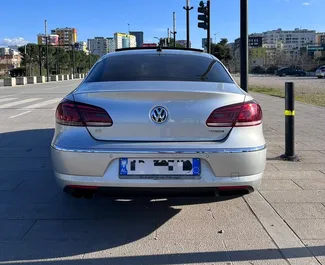 Wynajmij Volkswagen Passat-CC 2013 w Albanii. Paliwo: Diesel. Moc: 120 KM ➤ Koszt od 35 EUR za dobę.