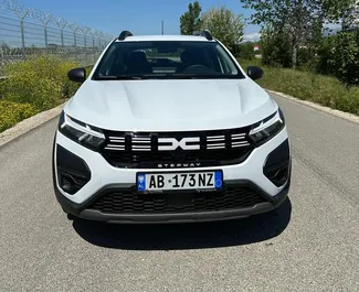 Wynajem samochodu Dacia Sandero Stepway nr 10105 (Manualna) na lotnisku w Tiranie, z silnikiem 1,0l. Benzyna ➤ Bezpośrednio od Marenglen w Albanii.