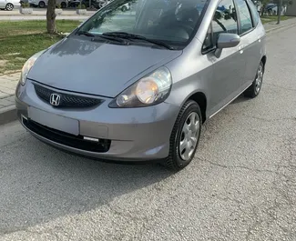 Wynajmij Honda Jazz 2008 w Albanii. Paliwo: Benzyna. Moc: 93 KM ➤ Koszt od 22 EUR za dobę.