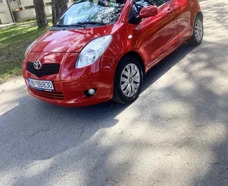 Wypożyczalnia Toyota Yaris w Budvie, Czarnogóra ✓ Nr 10246. ✓ Skrzynia Automatyczna ✓ Opinii: 0.