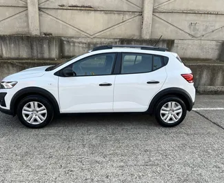 Wypożyczalnia Dacia Sandero Stepway w Durres, Albania ✓ Nr 9951. ✓ Skrzynia Manualna ✓ Opinii: 0.