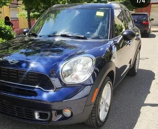 Wypożyczalnia Mini Countryman Cooper S na lotnisku w Tiranie, Albania ✓ Nr 9991. ✓ Skrzynia Manualna ✓ Opinii: 0.