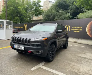 Wypożyczalnia Jeep Cherokee w Tbilisi, Gruzja ✓ Nr 10162. ✓ Skrzynia Automatyczna ✓ Opinii: 0.