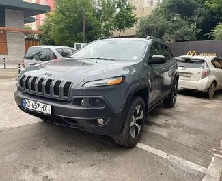 Wypożyczalnia Jeep Cherokee w Tbilisi, Gruzja ✓ Nr 10171. ✓ Skrzynia Automatyczna ✓ Opinii: 0.