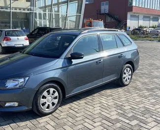 Wypożyczalnia Skoda Fabia Combi w Tiranie, Albania ✓ Nr 10209. ✓ Skrzynia Automatyczna ✓ Opinii: 0.