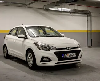 Wypożyczalnia Hyundai i20 w Budvie, Czarnogóra ✓ Nr 10381. ✓ Skrzynia Automatyczna ✓ Opinii: 0.