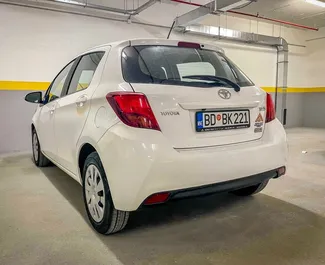 Wynajem samochodu Toyota Yaris nr 10377 (Automatyczna) w Budvie, z silnikiem 1,4l. Benzyna ➤ Bezpośrednio od Nebojsa w Czarnogórze.