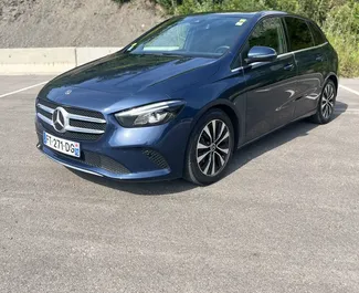 Wypożyczalnia Mercedes-Benz B-Class w Rafailowiczach, Czarnogóra ✓ Nr 1881. ✓ Skrzynia Automatyczna ✓ Opinii: 0.