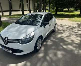 Wypożyczalnia Renault Clio 4 w Budvie, Czarnogóra ✓ Nr 10406. ✓ Skrzynia Manualna ✓ Opinii: 0.