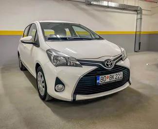 Wypożyczalnia Toyota Yaris w Budvie, Czarnogóra ✓ Nr 10377. ✓ Skrzynia Automatyczna ✓ Opinii: 0.