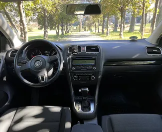 Volkswagen Golf 6 – samochód kategorii Ekonomiczny, Komfort na wynajem w Albanii ✓ Depozyt 100 EUR ✓ Ubezpieczenie: OC.