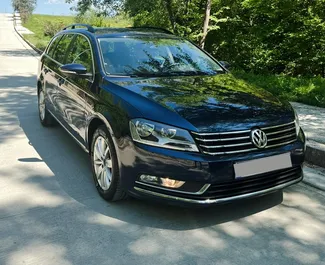 Wynajmij Volkswagen Passat Variant 2012 w Albanii. Paliwo: Diesel. Moc: 140 KM ➤ Koszt od 45 EUR za dobę.