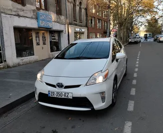 Wynajem samochodu Toyota Prius nr 7967 (Automatyczna) w Kutaisi, z silnikiem 1,8l. Hybryda ➤ Bezpośrednio od Tamaz w Gruzji.