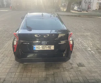 Toyota Prius – samochód kategorii Ekonomiczny, Komfort na wynajem w Gruzji ✓ Depozyt 100 GEL ✓ Ubezpieczenie: OC, SCDW, Pasażerowie, Od Kradzieży.