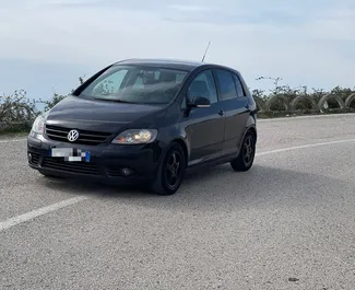 Wypożyczalnia Volkswagen Golf Plus w Tiranie, Albania ✓ Nr 10647. ✓ Skrzynia Automatyczna ✓ Opinii: 0.