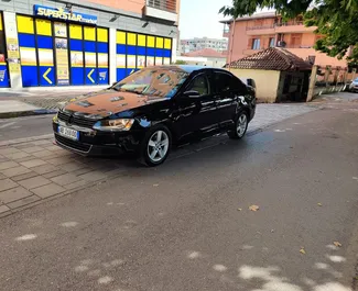 Wypożyczalnia Volkswagen Jetta w Tiranie, Albania ✓ Nr 10599. ✓ Skrzynia Automatyczna ✓ Opinii: 0.