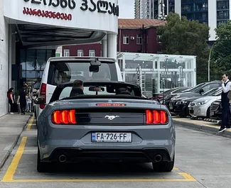 Ford Mustang Cabrio 2019 do wynajęcia w Tbilisi. Limit przebiegu 200 km/dzień.