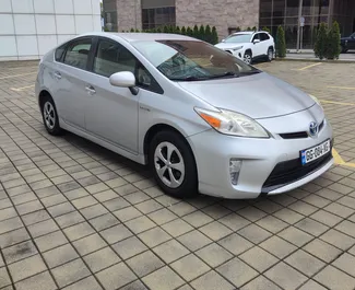 Wynajem samochodu Toyota Prius nr 10568 (Automatyczna) w Batumi, z silnikiem 1,8l. Hybryda ➤ Bezpośrednio od Artyom w Gruzji.