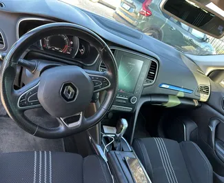 Wynajmij Renault Megane 2016 w Albanii. Paliwo: Diesel. Moc: 140 KM ➤ Koszt od 30 EUR za dobę.