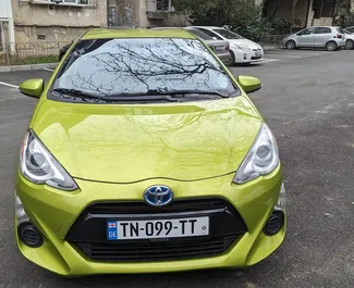 Wynajem samochodu Toyota Prius C nr 10669 (Automatyczna) w Tbilisi, z silnikiem 1,5l. Benzyna ➤ Bezpośrednio od Natia w Gruzji.