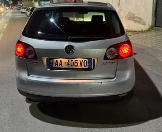 Volkswagen Golf Plus – samochód kategorii Ekonomiczny, Komfort, Minivan na wynajem w Albanii ✓ Bez Depozytu ✓ Ubezpieczenie: OC, FDW.