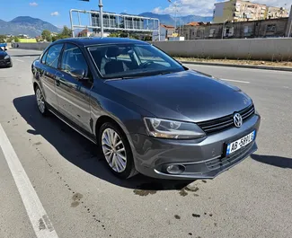 Wypożyczalnia Volkswagen Jetta w Tiranie, Albania ✓ Nr 7441. ✓ Skrzynia Automatyczna ✓ Opinii: 0.