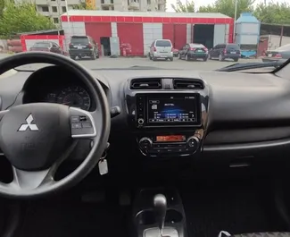 Silnik Benzyna 1,2 l – Wynajmij Mitsubishi Mirage w Erewaniu.