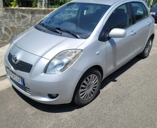 Wypożyczalnia Toyota Yaris w Tiranie, Albania ✓ Nr 10985. ✓ Skrzynia Manualna ✓ Opinii: 0.