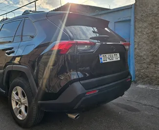 Wynajmij Toyota Rav4 2018 w Gruzji. Paliwo: Benzyna. Moc: 203 KM ➤ Koszt od 147 GEL za dobę.