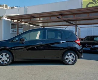 Wynajmij Nissan Note 2019 na Cyprze. Paliwo: Benzyna. Moc: 120 KM ➤ Koszt od 25 EUR za dobę.