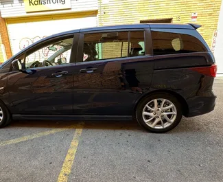 Mazda 5 – samochód kategorii Komfort, Minivan na wynajem w Hiszpanii ✓ Depozyt 400 EUR ✓ Ubezpieczenie: OC, Od Kradzieży, Zagranica.