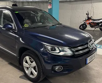 Wynajem samochodu Volkswagen Tiguan nr 11034 (Automatyczna) w Walencji, z silnikiem 2,0l. Diesel ➤ Bezpośrednio od Siergiej w Hiszpanii.