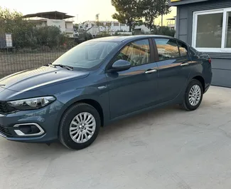 Wypożyczalnia Fiat Egea na lotnisku w Antalyi, Turcja ✓ Nr 11121. ✓ Skrzynia Manualna ✓ Opinii: 0.