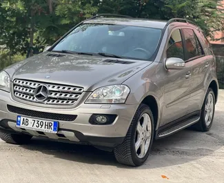 Wypożyczalnia Mercedes-Benz ML320 na lotnisku w Tiranie, Albania ✓ Nr 11158. ✓ Skrzynia Automatyczna ✓ Opinii: 0.