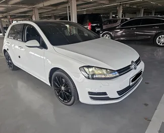 Wypożyczalnia Volkswagen Golf 7 w Durres, Albania ✓ Nr 11107. ✓ Skrzynia Automatyczna ✓ Opinii: 0.