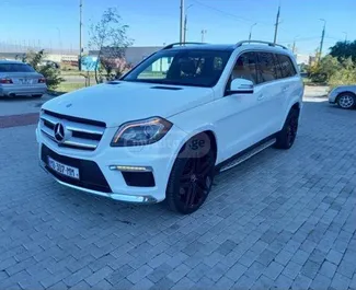 Wypożyczalnia Mercedes-Benz GL-Class w Tbilisi, Gruzja ✓ Nr 11120. ✓ Skrzynia Automatyczna ✓ Opinii: 0.