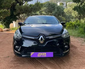 Renault Clio 4 2017 do wynajęcia w Budvie. Limit przebiegu 200 km/dzień.