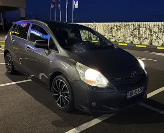 Wypożyczalnia Toyota Verso w Durres, Albania ✓ Nr 11476. ✓ Skrzynia Manualna ✓ Opinii: 0.