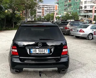 Wypożyczalnia Mercedes-Benz ML350 w Tiranie, Albania ✓ Nr 11393. ✓ Skrzynia Automatyczna ✓ Opinii: 0.