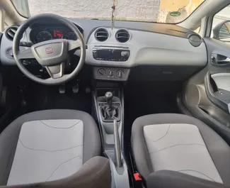 SEAT Ibiza – samochód kategorii Ekonomiczny, Komfort na wynajem w Albanii ✓ Depozyt 100 EUR ✓ Ubezpieczenie: OC.