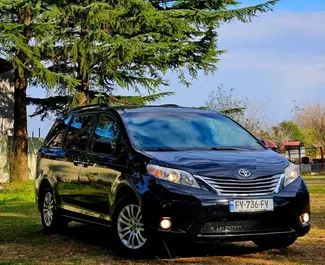 Wypożyczalnia Toyota Sienna w Kutaisi, Gruzja ✓ Nr 9791. ✓ Skrzynia Automatyczna ✓ Opinii: 0.