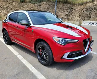 Wynajmij Alfa Romeo Stelvio Quadrifoglio 2018 w Gruzji. Paliwo: Benzyna. Moc: 510 KM ➤ Koszt od 620 GEL za dobę.