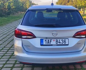 Opel Astra – samochód kategorii Ekonomiczny, Komfort na wynajem in Czechia ✓ Depozyt 400 EUR ✓ Ubezpieczenie: OC.