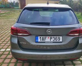 Opel Astra – samochód kategorii Ekonomiczny, Komfort na wynajem in Czechia ✓ Depozyt 400 EUR ✓ Ubezpieczenie: OC.