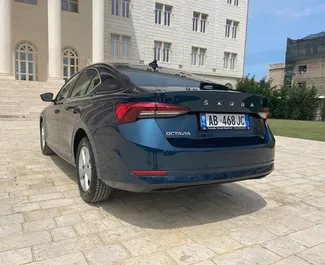 Wynajmij Skoda Octavia 2022 w Albanii. Paliwo: Benzyna. Moc:  KM ➤ Koszt od 25 EUR za dobę.