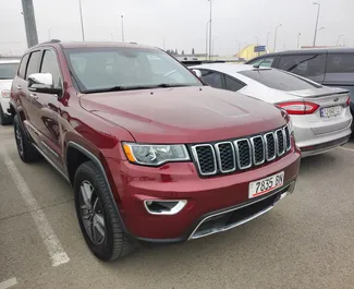 Wynajem samochodu Jeep Grand Cherokee nr 11486 (Automatyczna) w Tbilisi, z silnikiem 3,6l. Benzyna ➤ Bezpośrednio od Alexander w Gruzji.