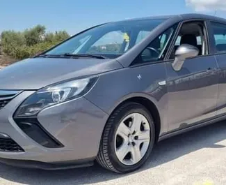 Wypożyczalnia Opel Zafira w Palmie de Mallorca, Hiszpania ✓ Nr 11580. ✓ Skrzynia Manualna ✓ Opinii: 0.