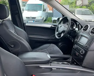 Mercedes-Benz ML350 2009 do wynajęcia w Tiranie. Limit przebiegu nieograniczony.